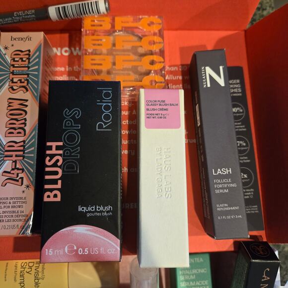 Allure Beauty Box FabFitFun Makeup Skincare Haircare Bundle Benefit Naked Sunday - Picture 2 of 6